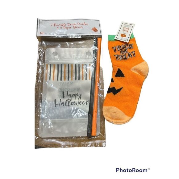 Halloween bundle Reusable Drink Pouches and kids Socks - Picture 1 of 2